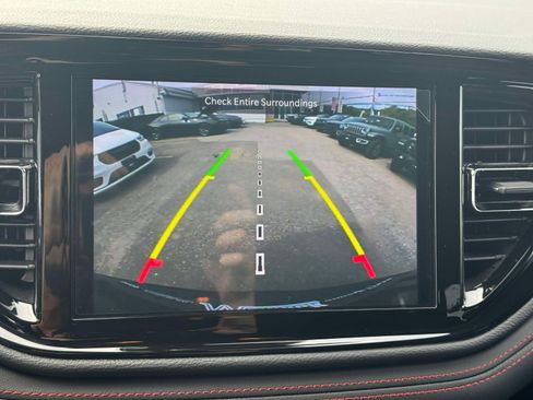 Used 2023 Dodge Durango GT AWD/4WD image 25