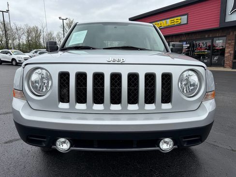 Used 2011 Jeep Patriot Latitude image 2