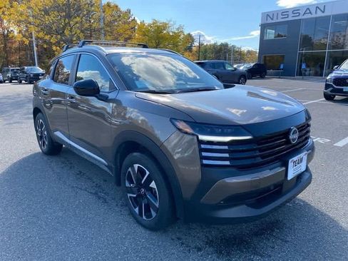 New 2026 Nissan Kicks SV w/ SV Premium Package image 1