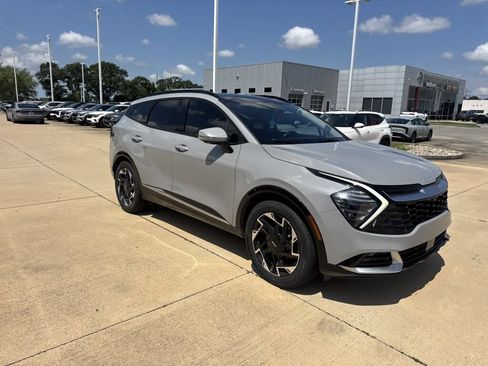 Certified 2023 Kia Sportage SX FWD image 9