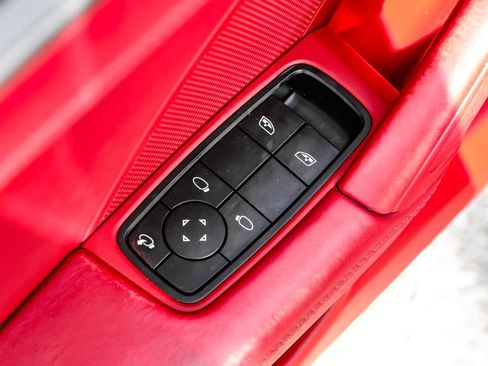 Used 2023 Porsche 911 Carrera RWD image 30