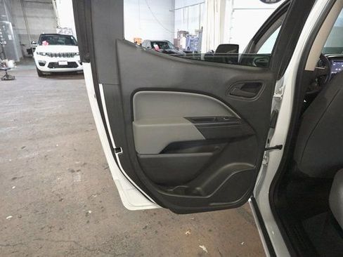 Used 2022 Chevrolet Colorado W/T image 20