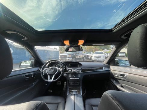 Used 2016 Mercedes-Benz E 350 4MATIC Sedan image 13