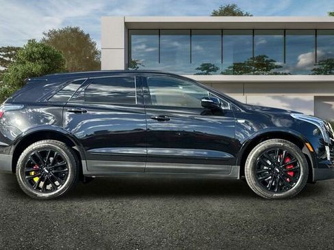 New 2026 Cadillac XT5 Sportv w/ LPO, Onyx Lite Package image 3