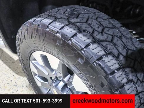 Used 2022 Chevrolet Silverado 2500 LT w/ Convenience Package image 21