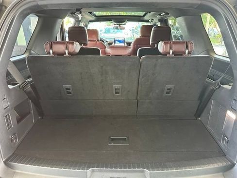Used 2024 Ford Expedition Limited RWD image 18