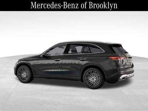 Certified 2025 Mercedes-Benz GLC 300 4MATIC image 31