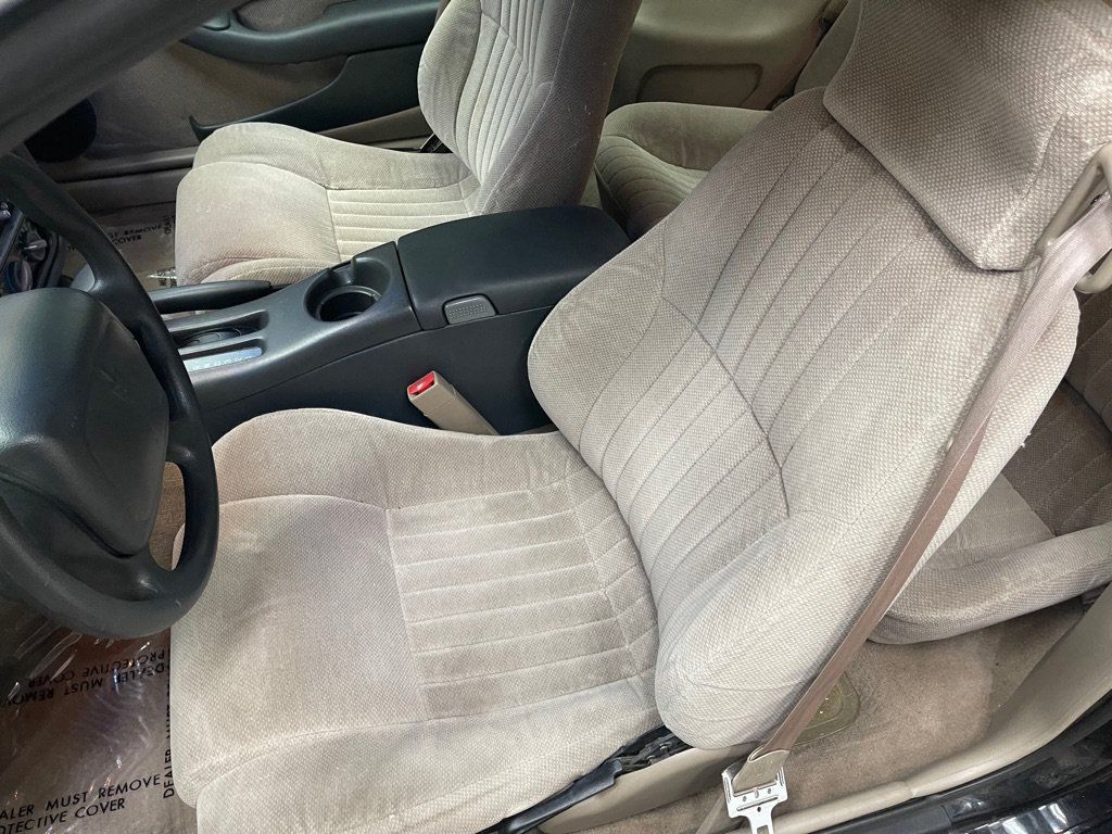 Used 1999 Pontiac Firebird Coupe w/ Opt Pkg RWD image 14