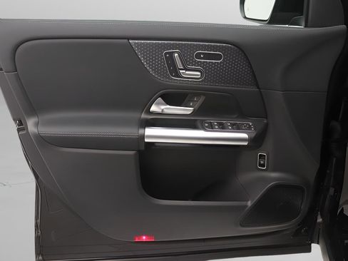 Certified 2026 Mercedes-Benz GLA 250 image 17