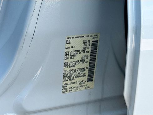 Used 2023 Nissan Titan SV w/ SV Convenience Package image 28