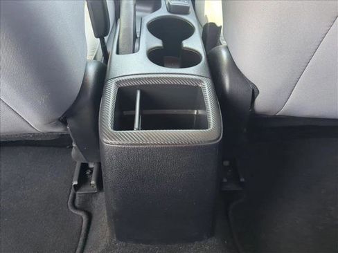 Used 2019 Toyota Yaris LE image 17