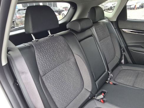 Used 2026 Kia Seltos S image 16