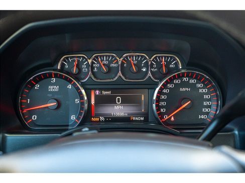 Used 2015 GMC Sierra 1500 SLT w/ SLT Crew Cab Value Package AWD/4WD image 17