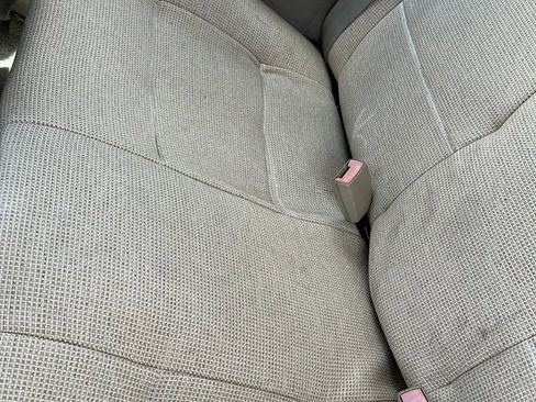 Used 2002 Volkswagen Cabrio GLS FWD image 30