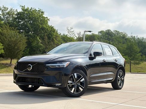 New 2026 Volvo XC60 B5 Core w/ Protection Package Premier AWD/4WD image 1