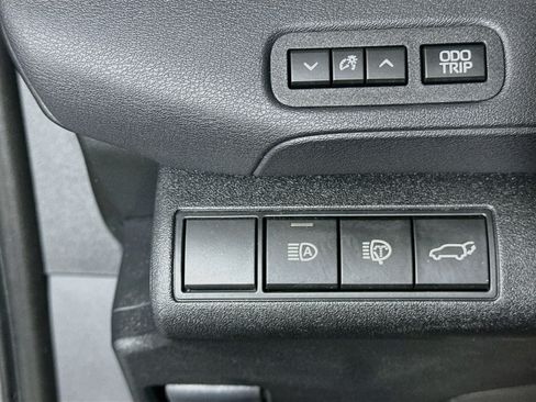 Used 2026 Toyota bZ AWD/4WD image 17