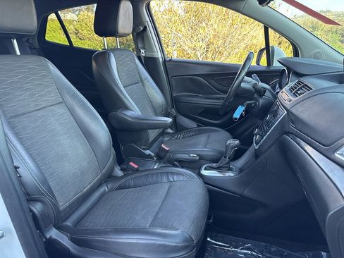 Used 2016 Buick Encore AWD image 18