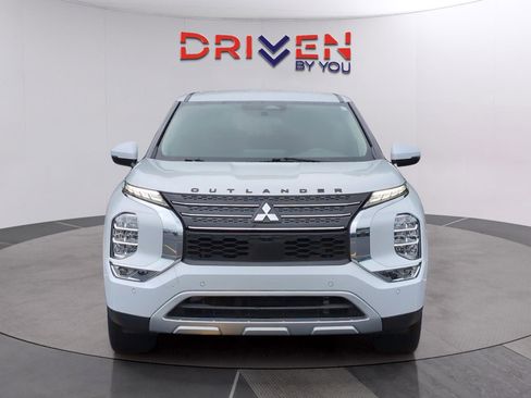 Used 2022 Mitsubishi Outlander SEL Black Edition FWD image 8