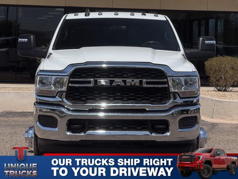 Used 2024 RAM 3500 Tradesman w/ Chrome Appearance Group AWD/4WD image 2