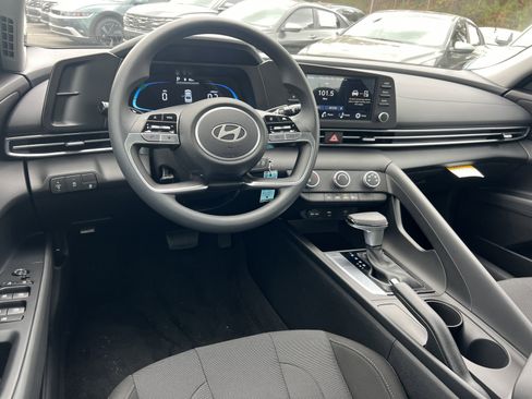 New 2026 Hyundai Elantra SE w/ Cargo Package image 15