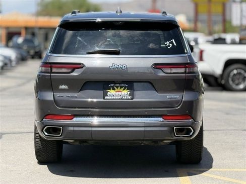 Used 2022 Jeep Grand Cherokee L Overland w/ Luxury Tech Group IV AWD/4WD image 5