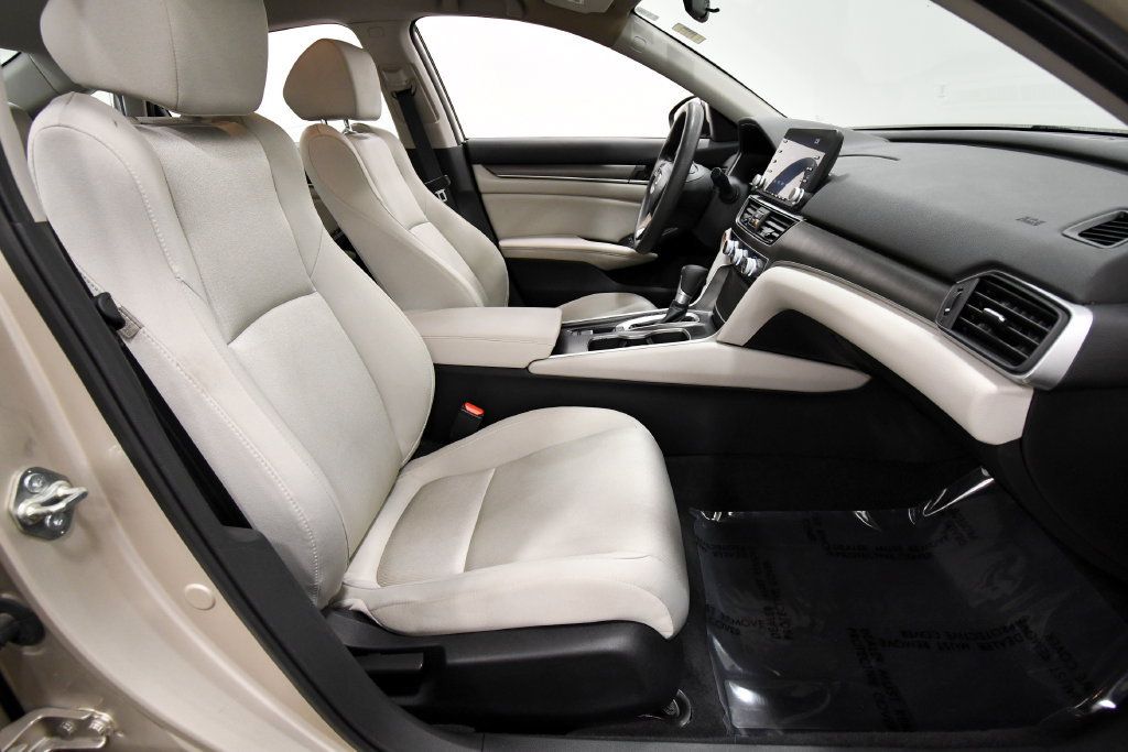 Certified 2018 Honda Accord LX image 17
