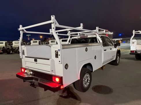 New 2026 GMC Sierra 2500 Pro w/ Convenience Package image 3