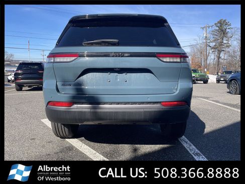 New 2026 Jeep Grand Cherokee Limited image 4