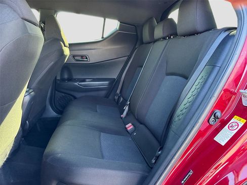 Used 2019 Toyota C-HR LE image 24