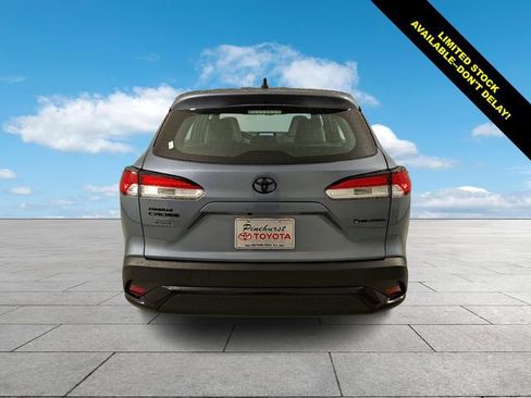 Used 2025 Toyota Corolla Cross AWD Hybrid image 6