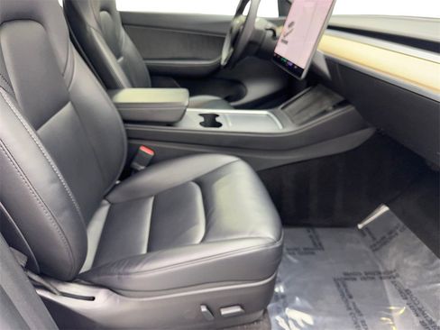 Used 2021 Tesla Model Y Performance image 44