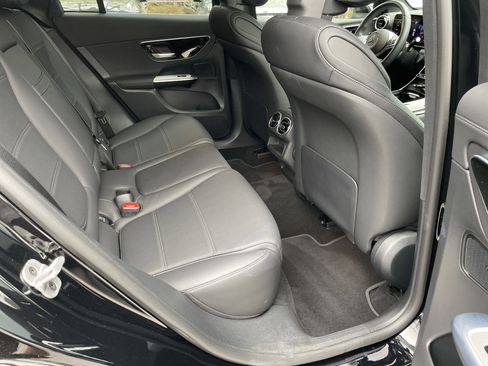 Certified 2025 Mercedes-Benz GLC 300 4MATIC image 43