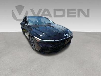 Used 2024 Hyundai Elantra SEL