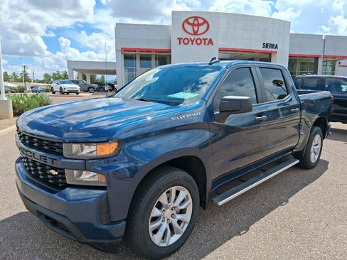 Used 2021 Chevrolet Silverado 1500 Custom w/ Safety Confidence Package RWD image 1