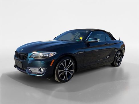 Used 2017 BMW 230i xDrive Convertible image 8
