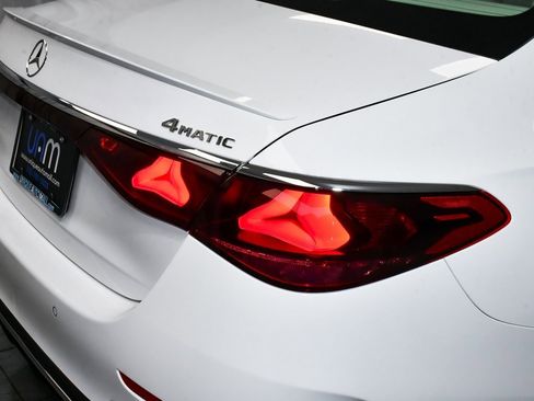 Used 2025 Mercedes-Benz E 450 4MATIC Sedan image 86