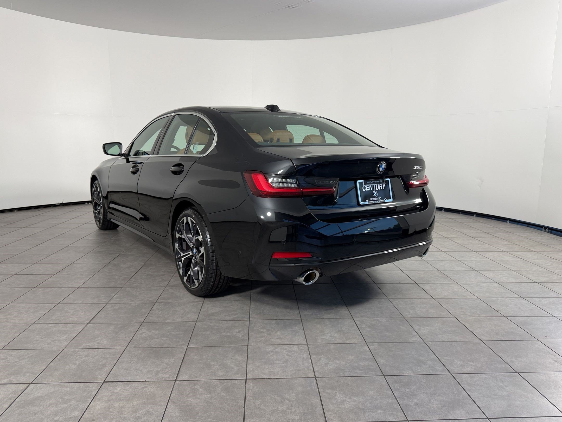 Certified 2026 BMW 330i Sedan RWD image 3
