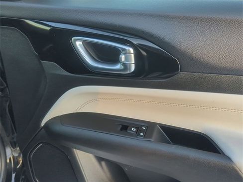 Used 2024 Jeep Compass Limited w/ Elite Group image 28