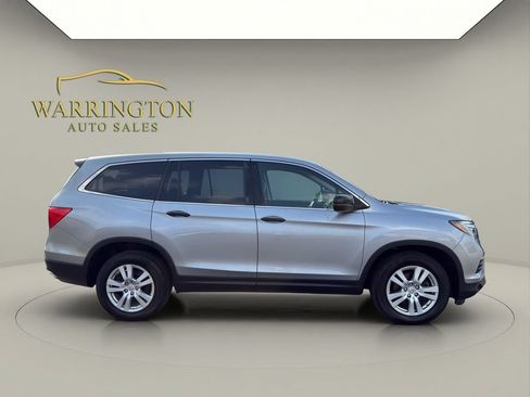 Used 2018 Honda Pilot LX image 8