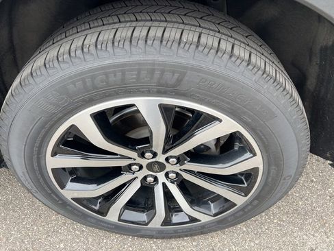 Used 2022 Ford Explorer ST-Line AWD/4WD image 9