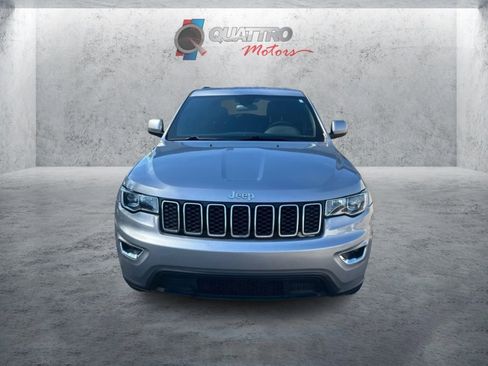 Used 2018 Jeep Grand Cherokee Laredo AWD/4WD image 9