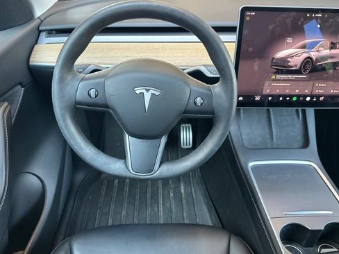 Used 2022 Tesla Model Y Performance AWD/4WD image 13