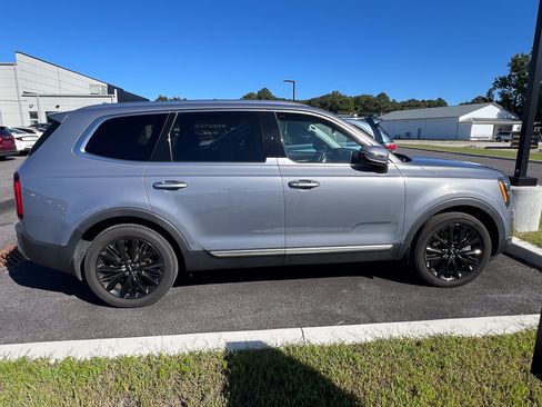 Used 2022 Kia Telluride SX w/ SX Prestige Package AWD/4WD image 6