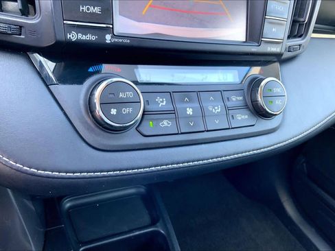 Used 2017 Toyota RAV4 XLE w/ All Weather Liner Package AWD/4WD image 30