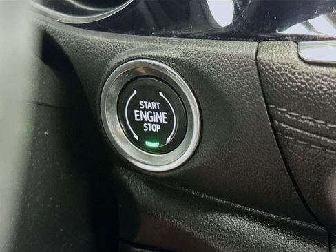 Used 2021 Buick Encore GX Select image 20