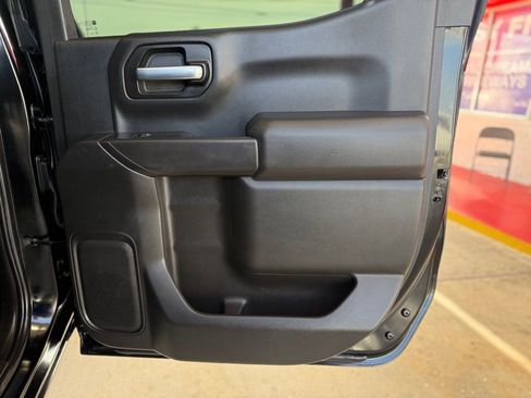 Used 2020 Chevrolet Silverado 1500 LT w/ LT Value Package image 19