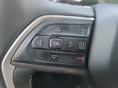 Used 2024 Jeep Grand Cherokee Limited 4xe image 22