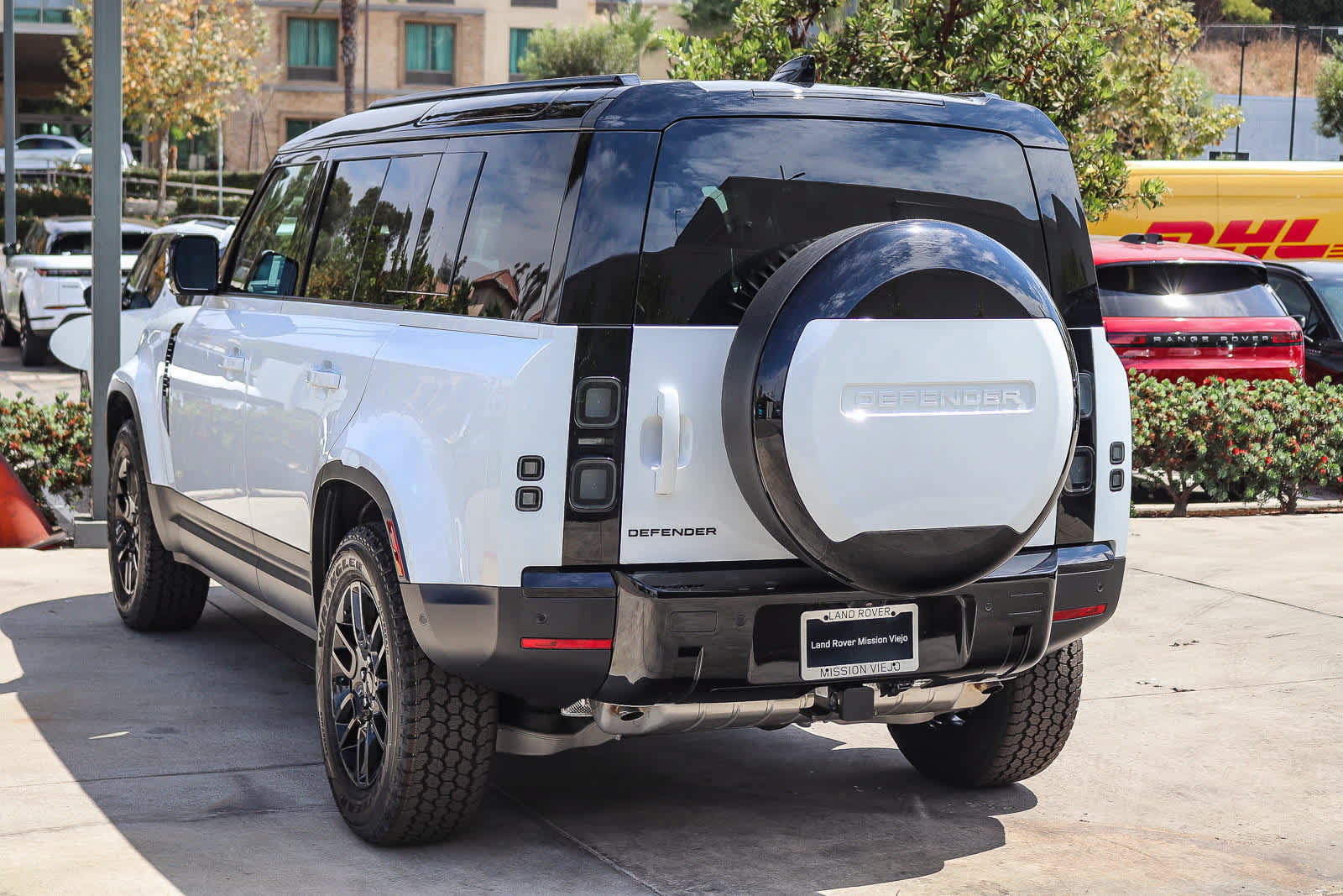 New 2026 Land Rover Defender 110 S AWD/4WD image 4