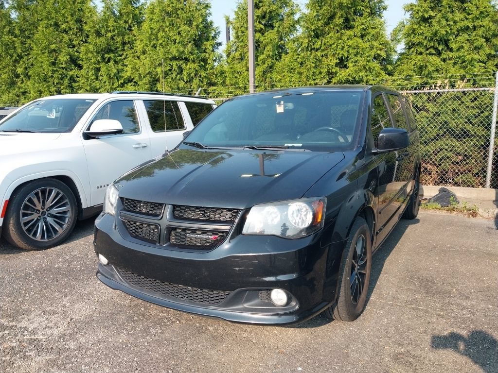 Used 2015 Dodge Grand Caravan SXT FWD image 1