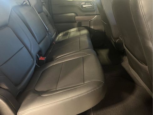 Used 2019 GMC Sierra 1500 SLT image 17